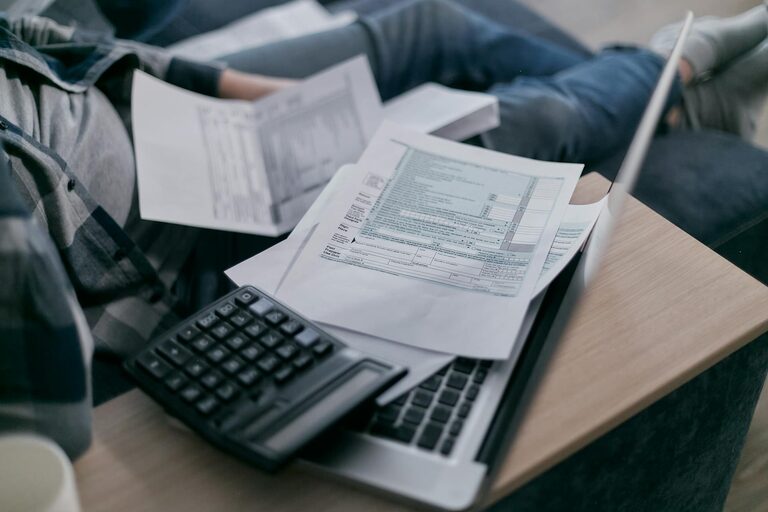 Simple Budget Habits to Improve Everyday Life